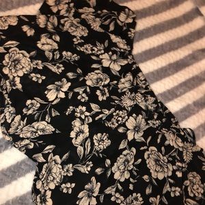 Women’s floral off the shoulder size L